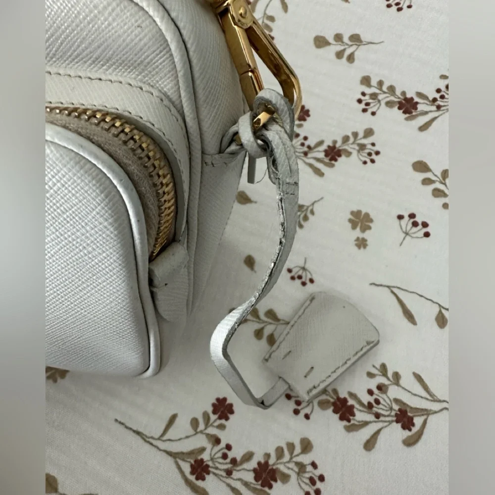 Prada camera bag - Picture 11 of 14